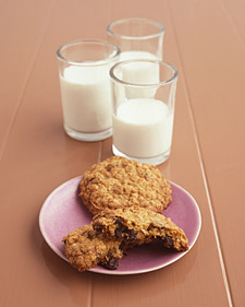 Jumbo Oatmeal-Raisin Cookies