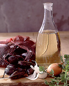 Mussels in White Wine and Garlic