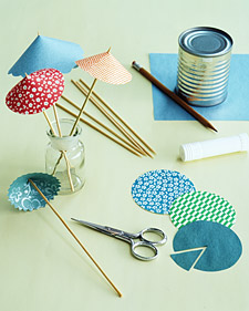 Festive Drink Umbrellas: Umbrella How-To