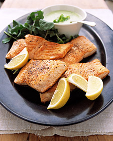 Seared Salmon with Creamy Leek Sauce