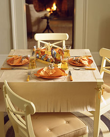 Setting a Thanksgiving Table