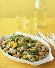 Whole Wheat Pasta with Vegetables and Lemon