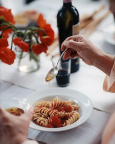 Pasta with Fresh Tomato Sauce