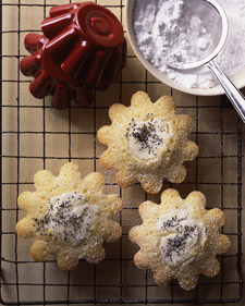 Cream Cheese-Poppy Seed Cakes