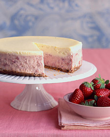 Strawberries-and-Cream Cheesecake