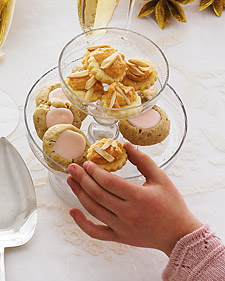 Almond-Meringue Cookies
