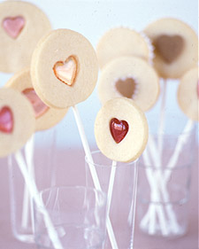 Valentine Sandwich Cookie Pops