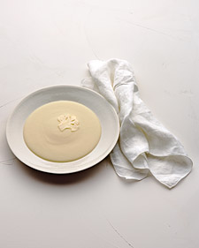 Vichyssoise with Cauliflower and Buttermilk