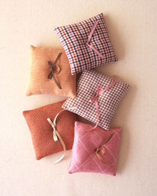 Cozy Ring Cushions