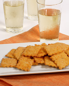 Peppery Cheese Crackers