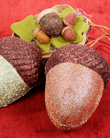 Glittered Acorn Ornament Box