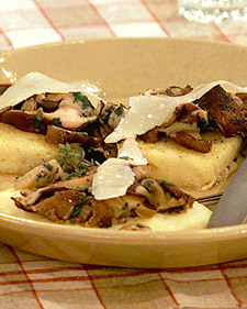 Sauteed Mushrooms With Polenta