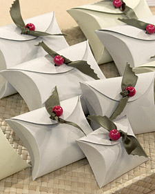 Ribbon Holly Gift Boxes