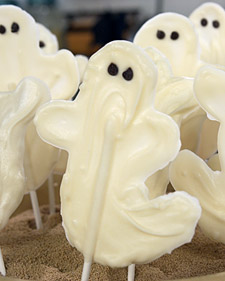 White Chocolate Ghosts White Chocolate Ghosts: Martha Stewart