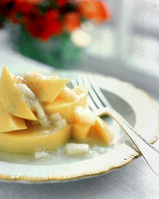 Mango with Pineapple Ginger Sauce